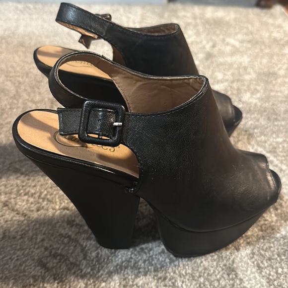 Candies -Black heels/wedges size 7.5 - Picture 2 of 5